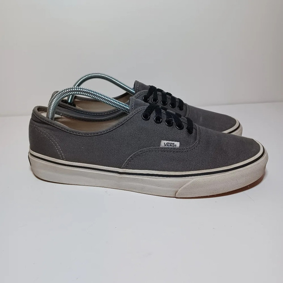 Vans Solid Gray Classic White Sole Lace Up Shoes Men Size 11 TC6D (202 Box 24) - Picture 1 of 9